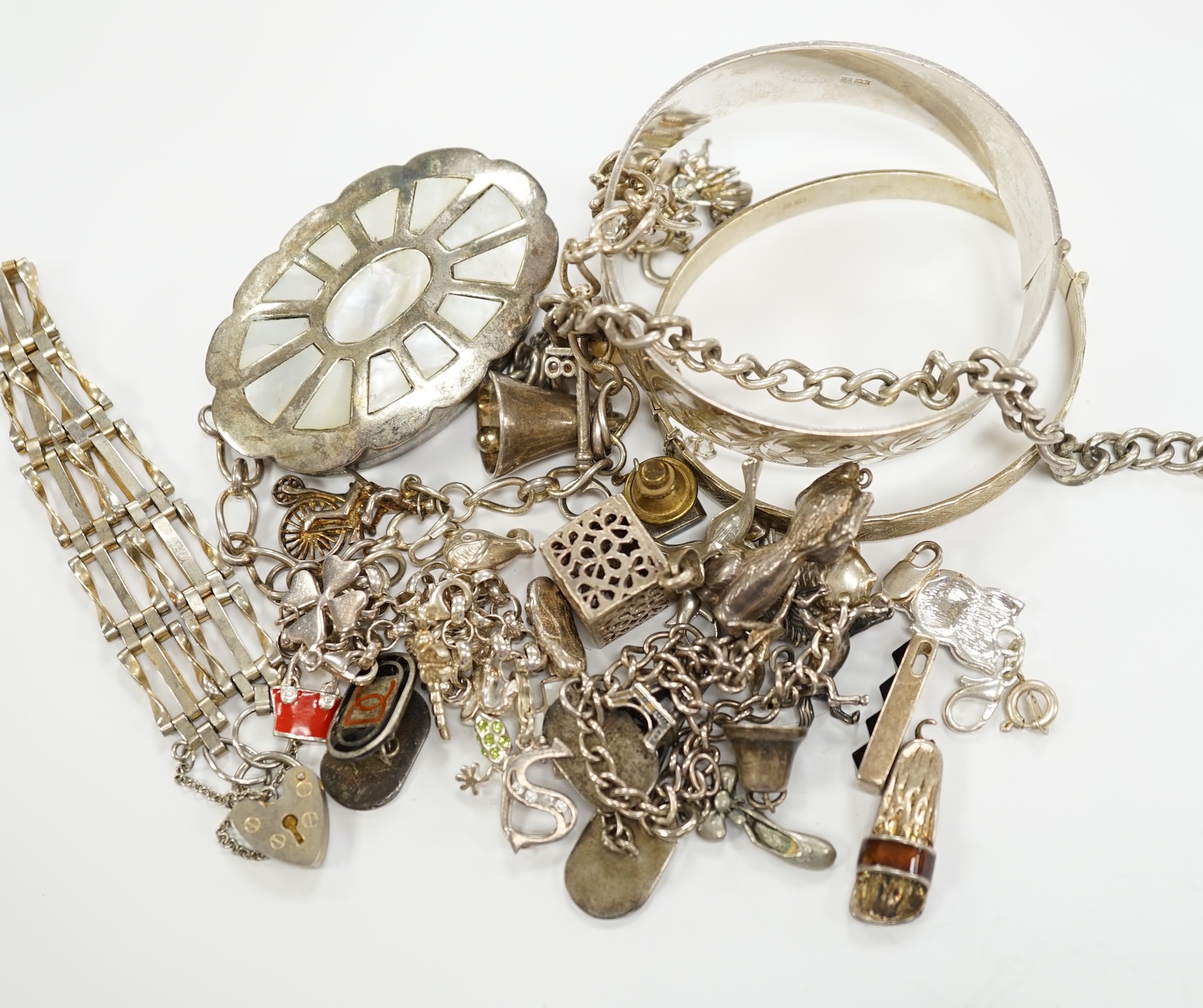 A small quantity of assorted jewellery including 925 charm bracelet, etc.